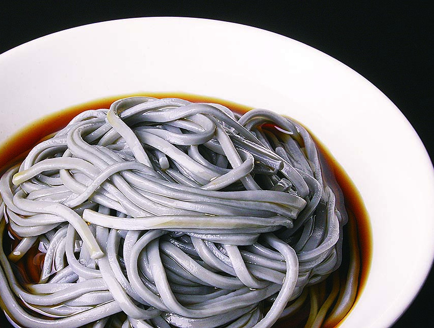 黒若秦野うどん